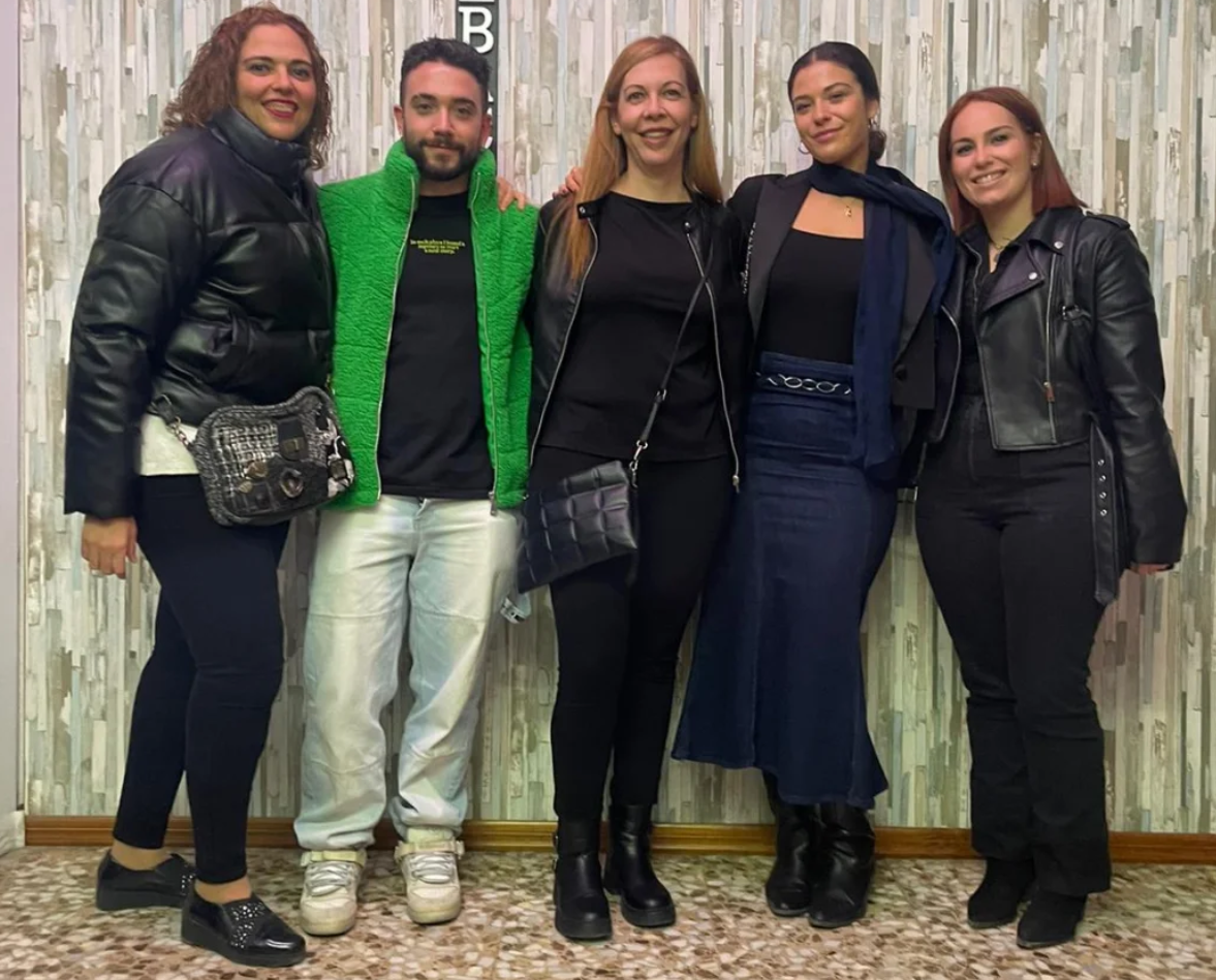 Equipo de Toñi y Esther